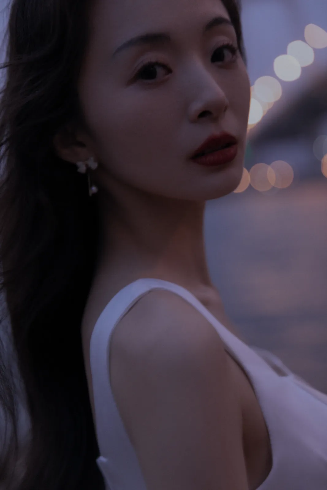 夜景、建筑空间、情绪氛围｜2023年作品完整作品，夜景、建筑空间，收束第11幅，进部摄影创作作品