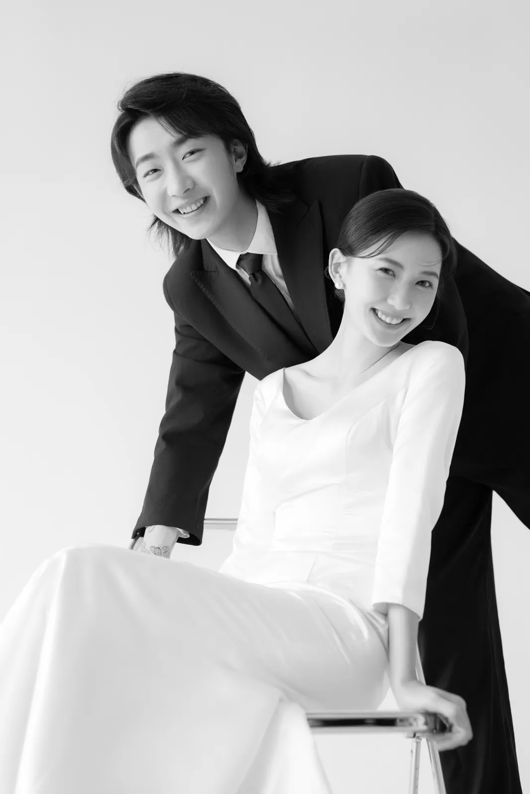 进部摄影创作样片，黑白棚拍里的笑，第12张