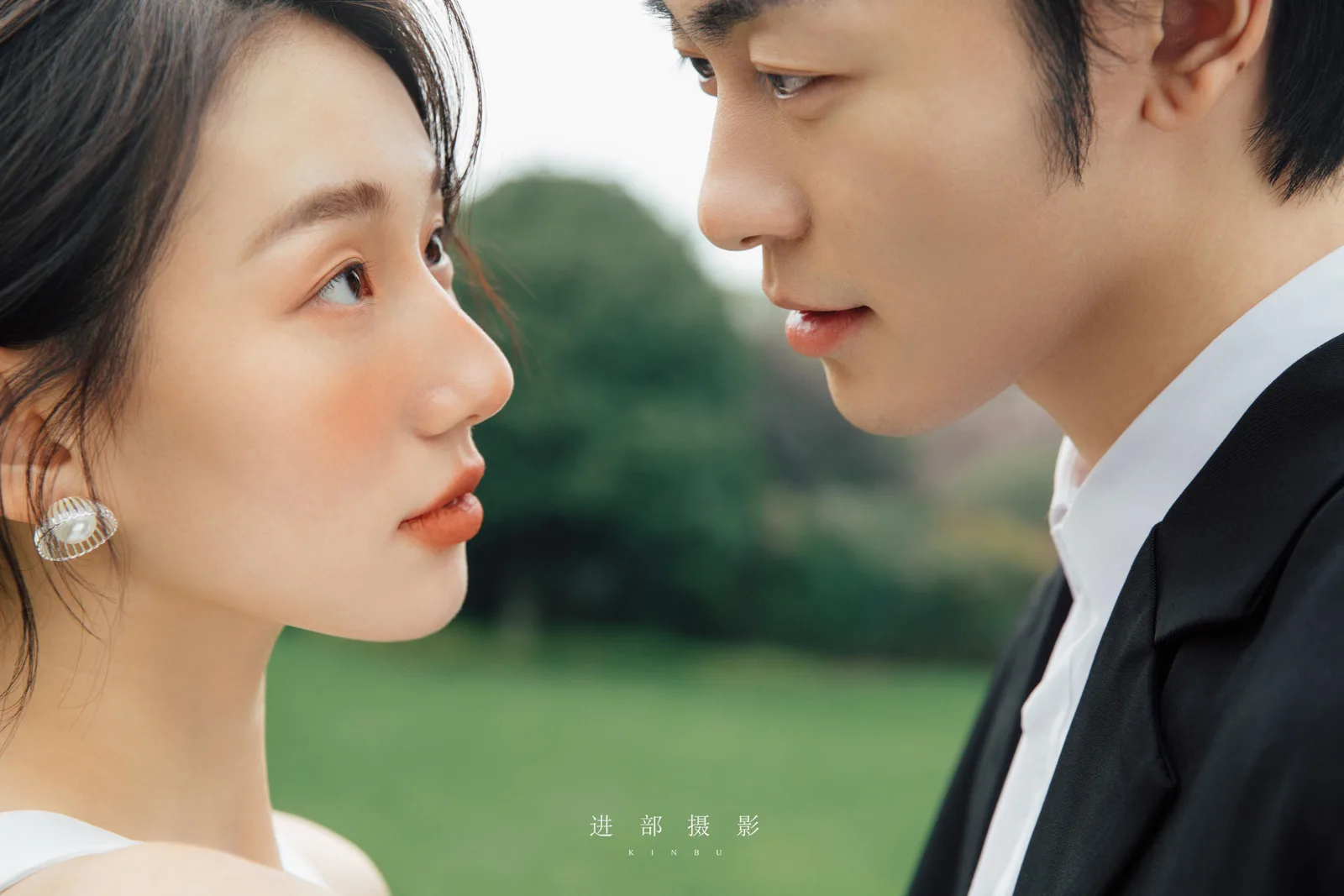 进部摄影创作样片，草地上的一次靠近，第5张