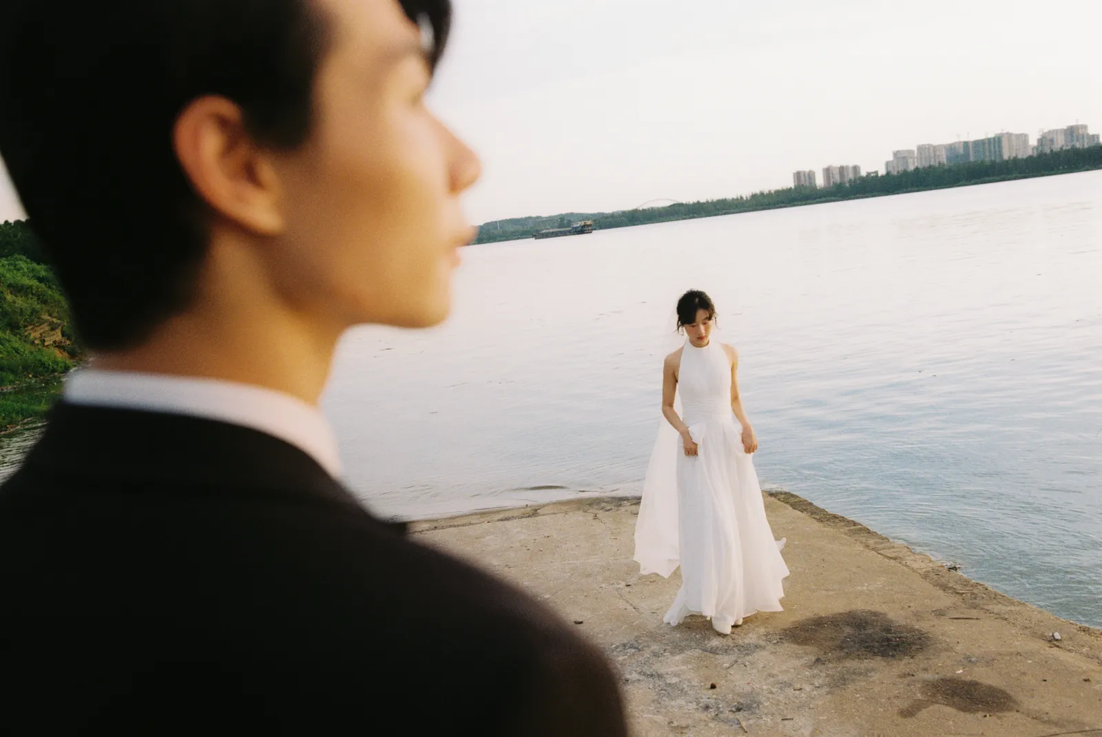 湖边、光影、情绪氛围｜2023年8月完整作品，湖边、光影，后段第9幅，进部摄影创作作品