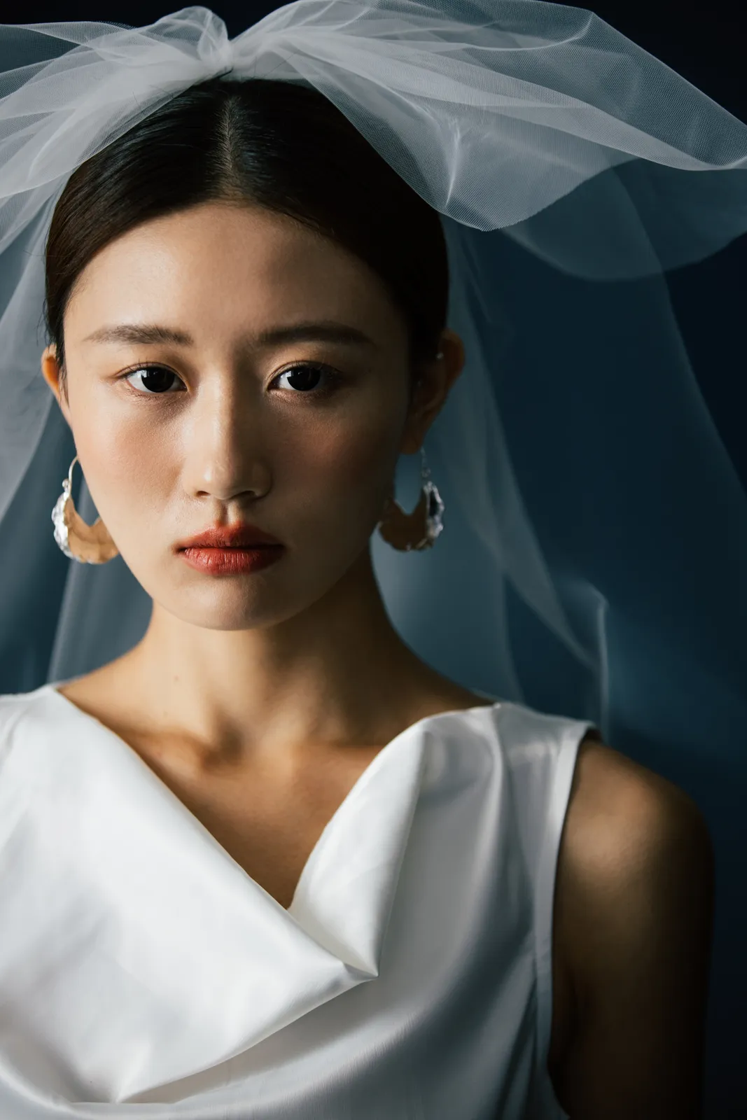 棚拍、主纱、电影感｜2023年9月完整作品，棚拍、主纱，组图开场第1幅，进部摄影创作作品