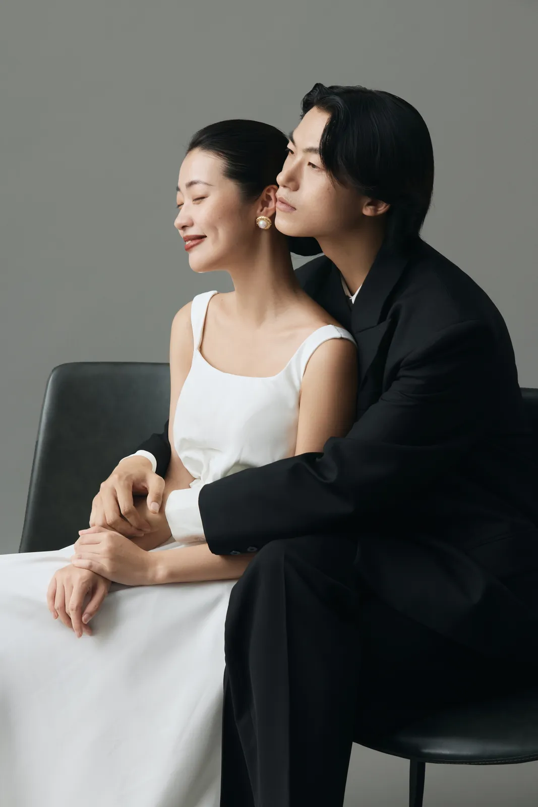 情绪氛围、室内、黑白｜2024年8月完整作品，情绪氛围、室内，后段第10幅，进部摄影创作作品