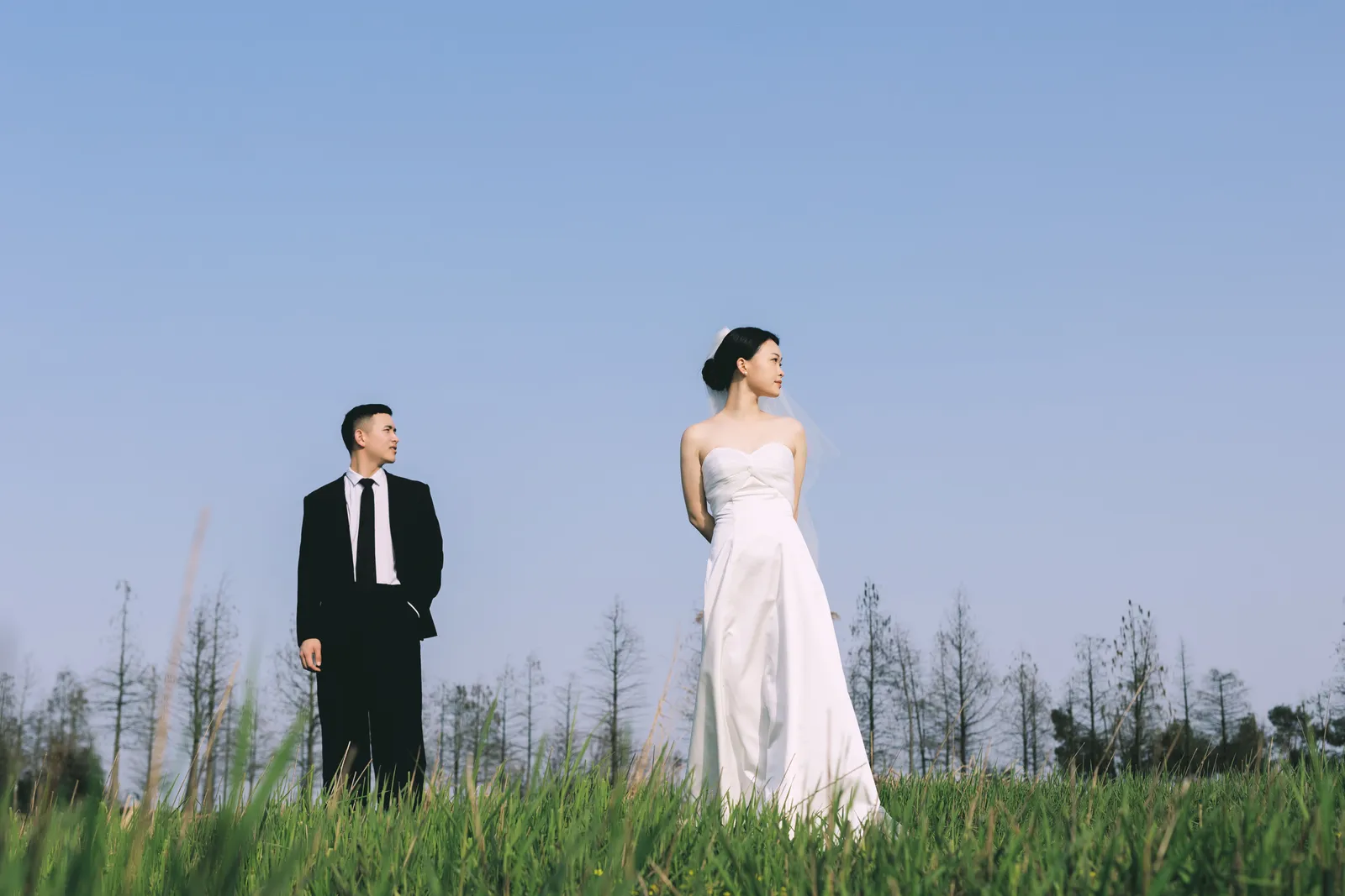 草坪、湖边、纪实｜2024年作品完整作品，草坪、湖边，展开第4幅，进部摄影创作作品