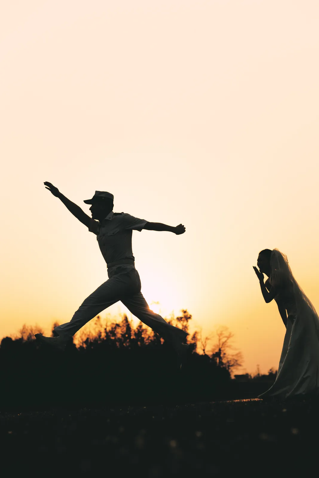 草坪、湖边、纪实｜2024年作品完整作品，草坪、湖边，组图结尾第12幅，进部摄影创作作品