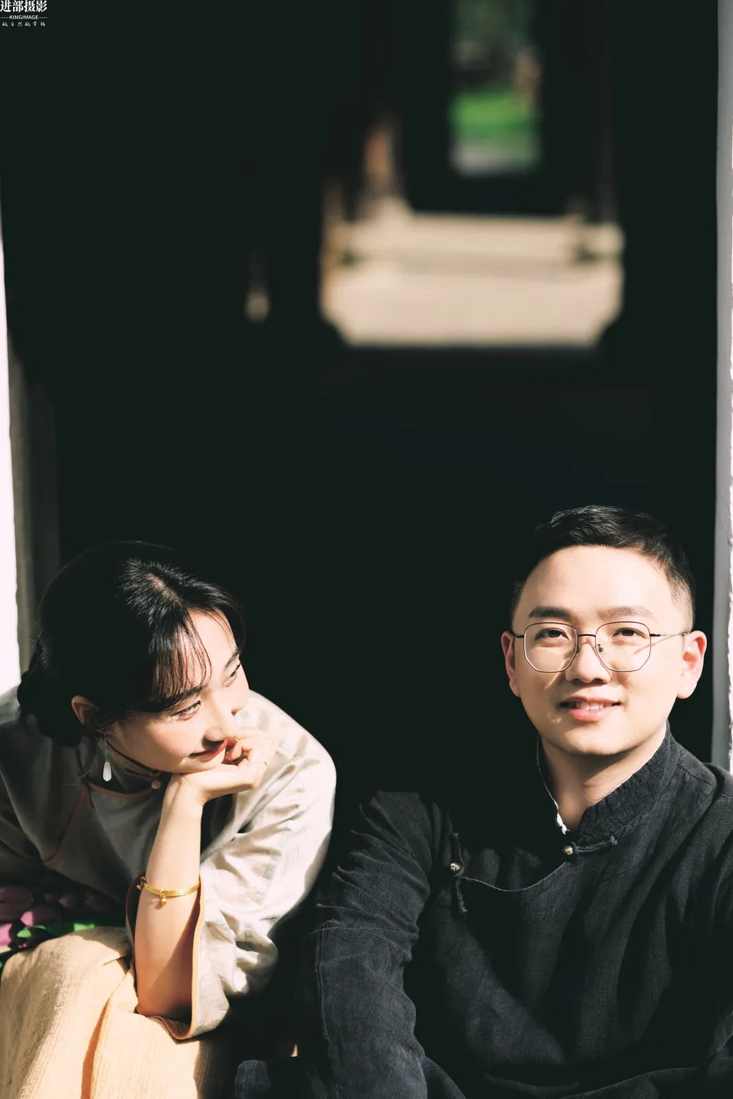 进部摄影精选客片，暖调园林与白色旗袍，第6张