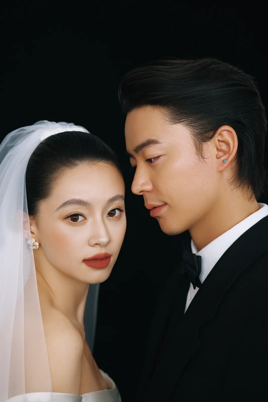 室内、棚拍、主纱｜2025年10月完整作品，室内、棚拍，前段第3幅，进部摄影创作作品
