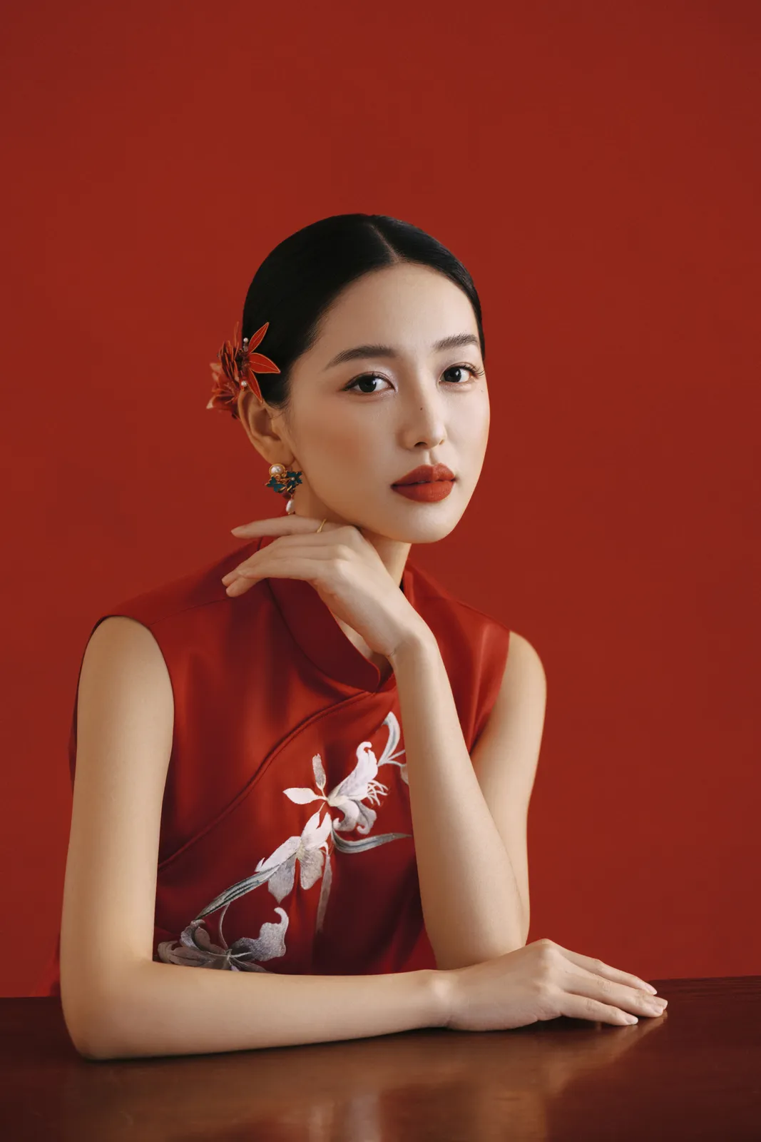 中式、棚拍、情绪氛围｜2025年10月完整作品，中式、棚拍，组图开场第1幅，进部摄影创作作品