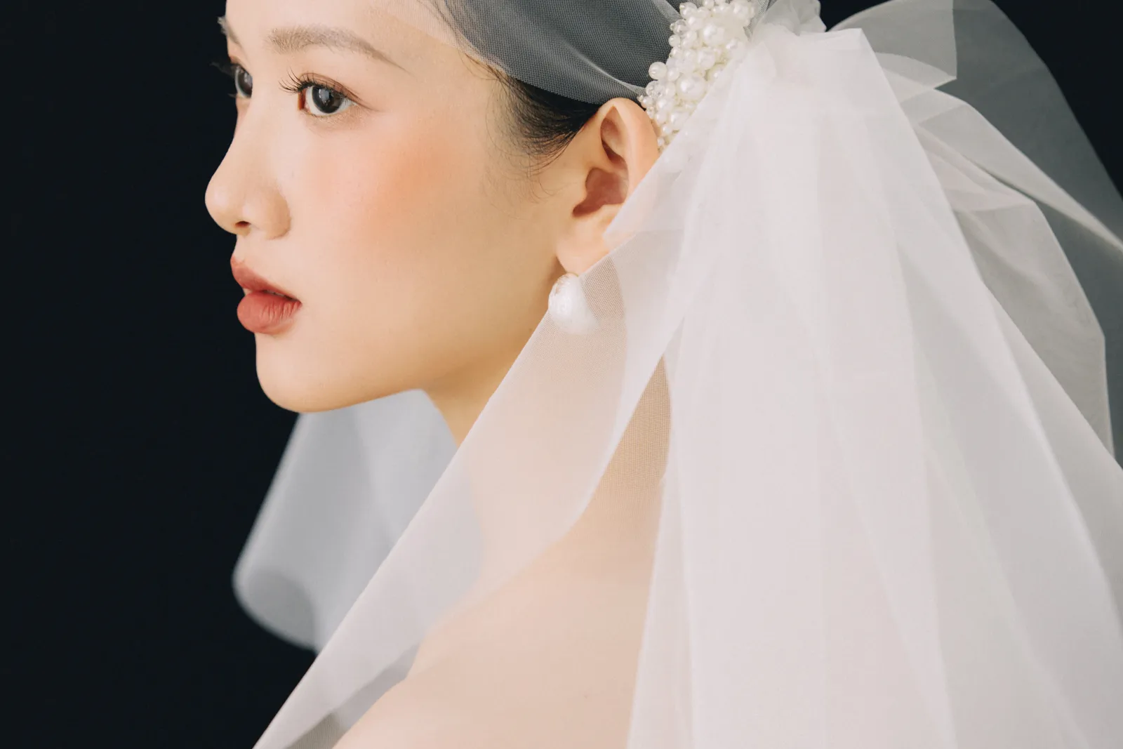 主纱、光影、电影感｜2025年作品完整作品，主纱、光影，后段第10幅，进部摄影创作作品