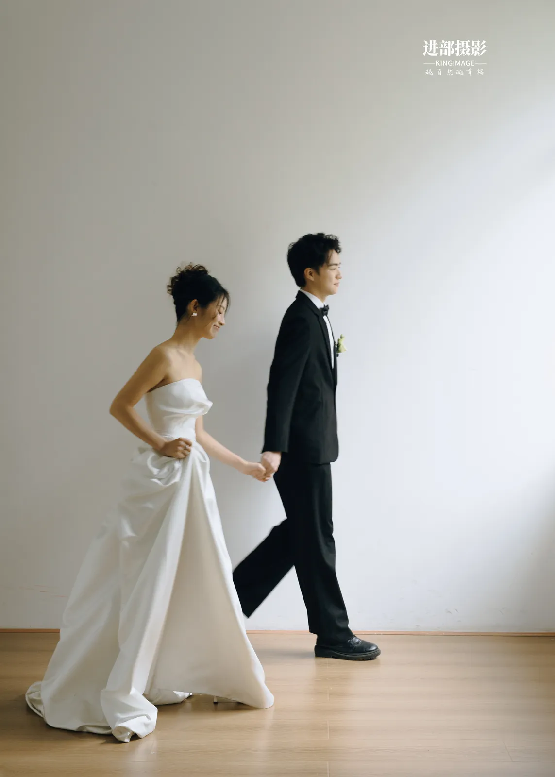 室内、韩式、双人互动｜2025年作品完整作品，室内、韩式，中段第7幅，进部摄影创作作品