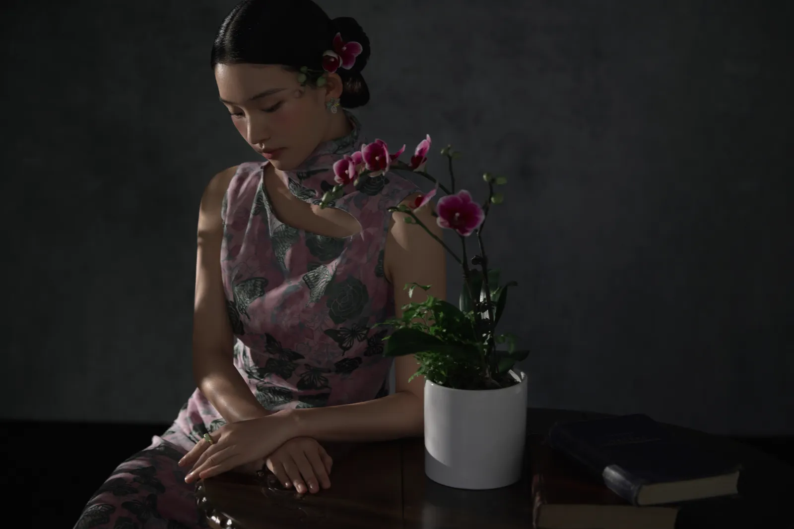 进部摄影创作样片，旗袍走进旧日室内，第15张