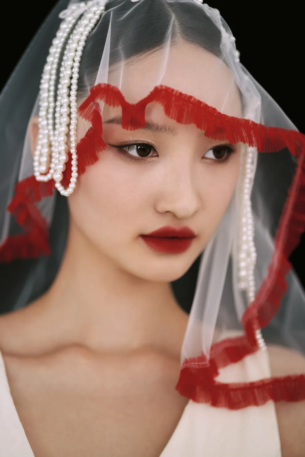 妆造突出、棚拍、室内｜2025年作品完整作品，妆造突出、棚拍，后段第10幅，进部摄影创作作品