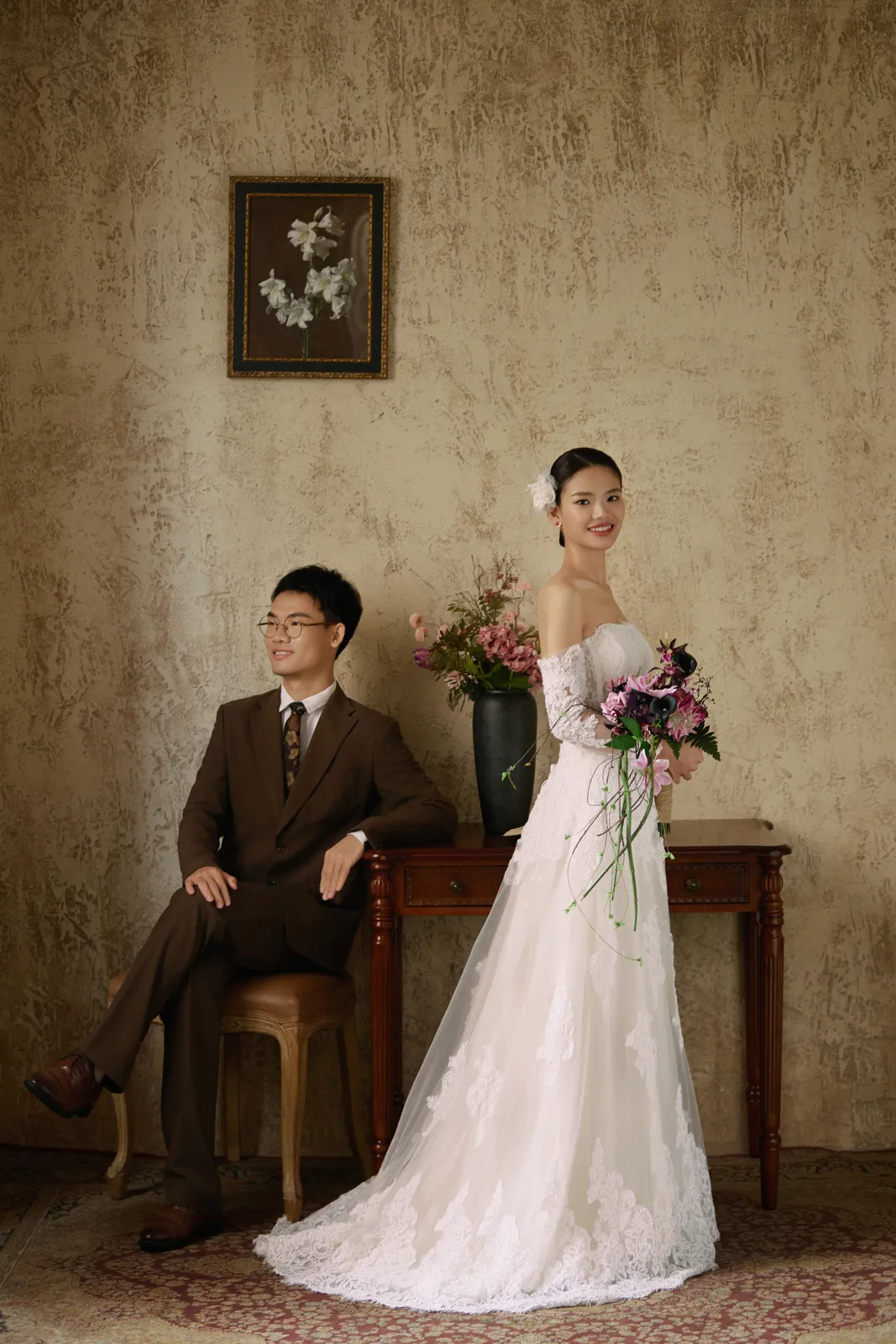 进部摄影精选客片，黑色棚景与复古礼服，第4张