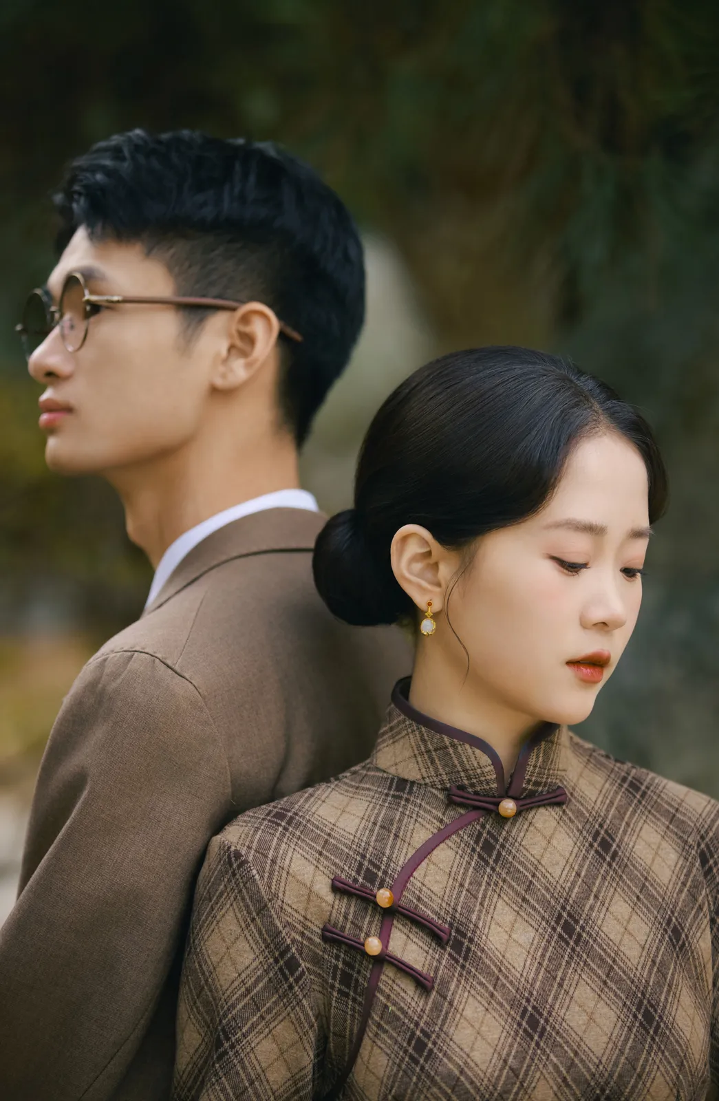 进部摄影精选客片，旧建筑与棕色礼服，第13张