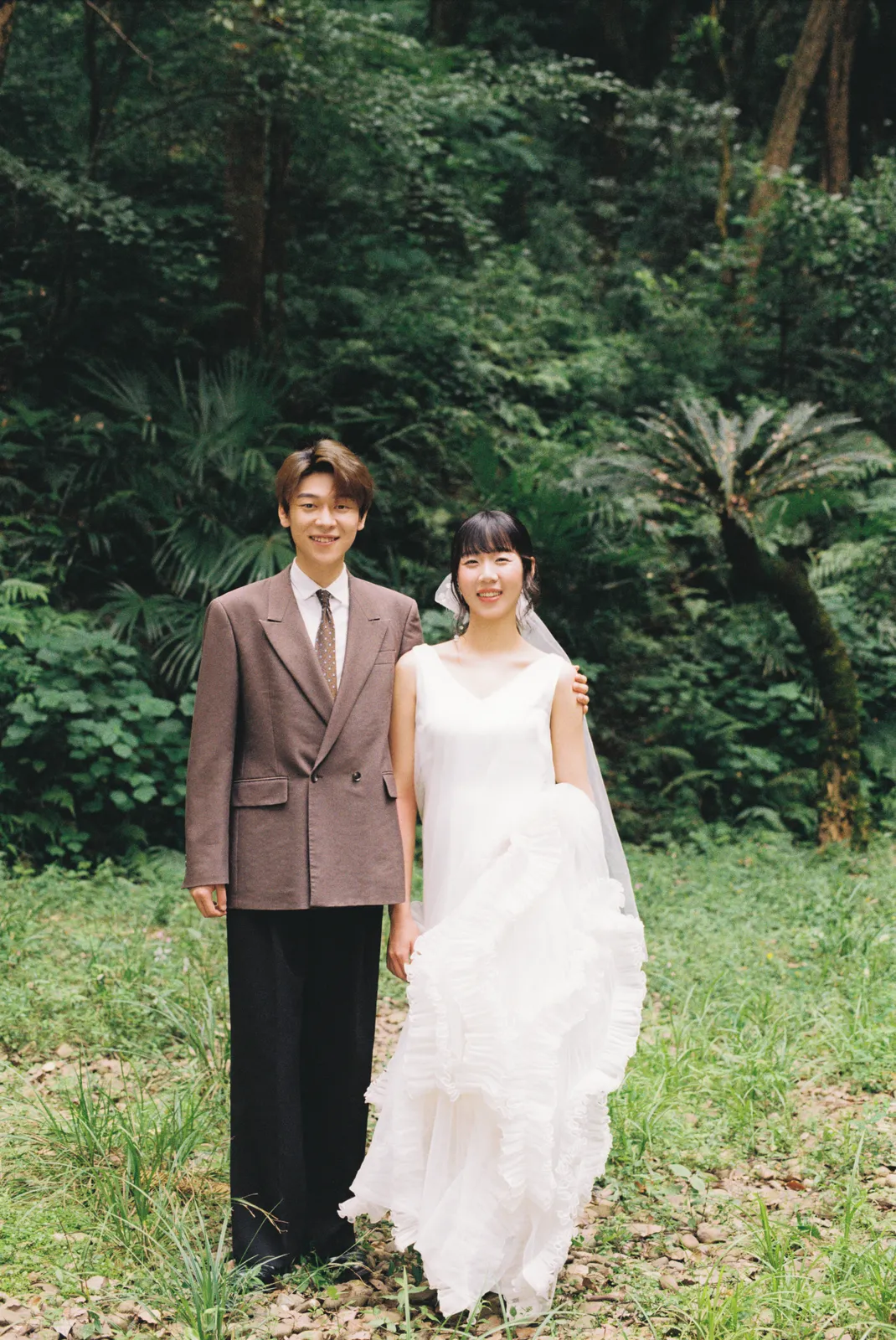 森系、双人互动、婚纱摄影｜2026年6月完整作品，森系、双人互动，展开第4幅，进部摄影创作作品