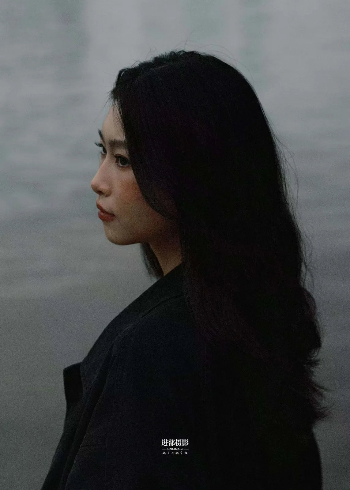 湖边、城市、情绪氛围｜2026年作品完整作品，湖边、城市，展开第5幅，进部摄影创作作品