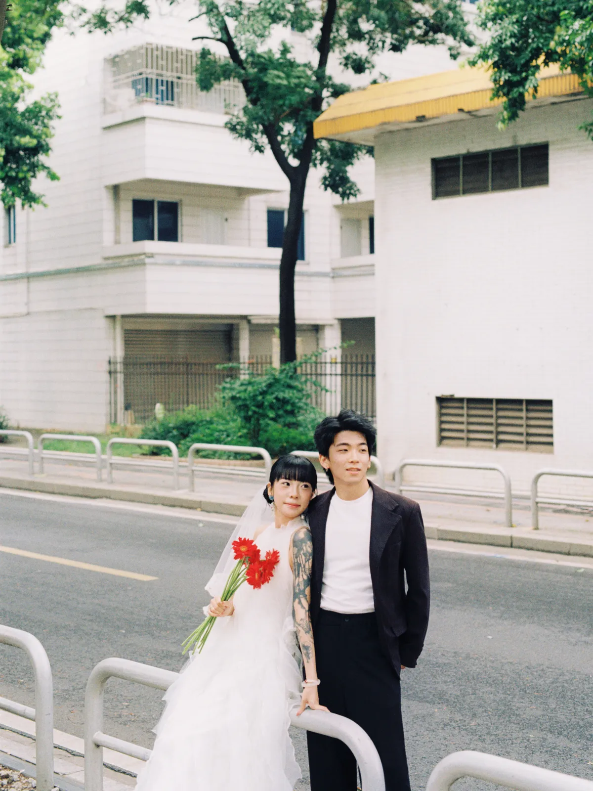 街拍、纪实、双人互动｜2026年作品完整作品，街拍、纪实，后段第10幅，进部摄影创作作品
